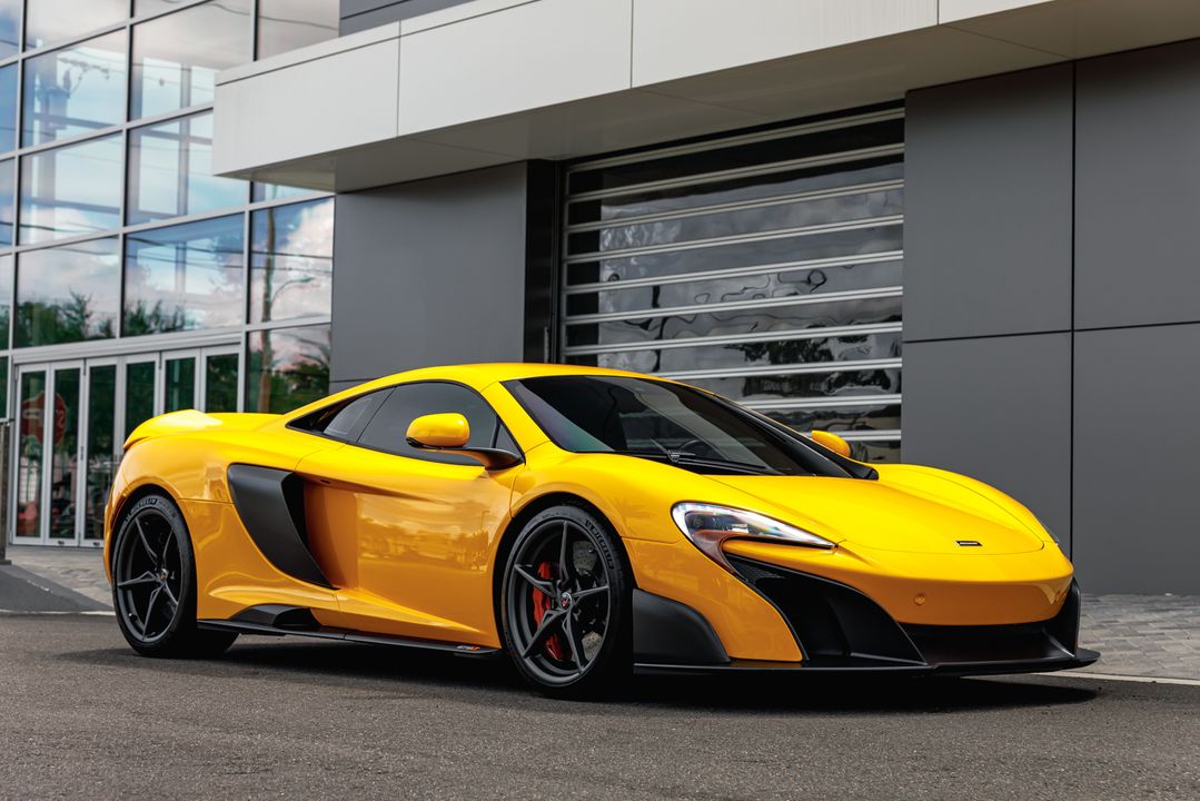 2016 McLaren 675LT