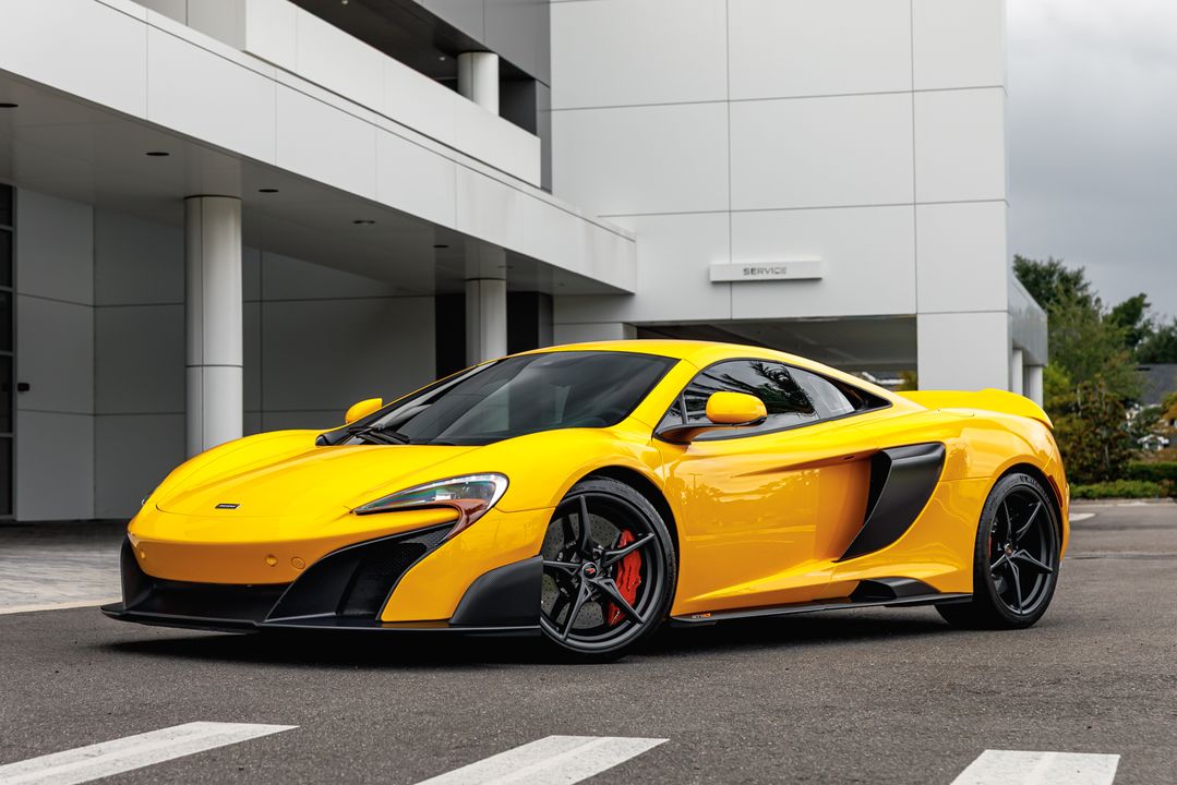 2016 McLaren 675LT