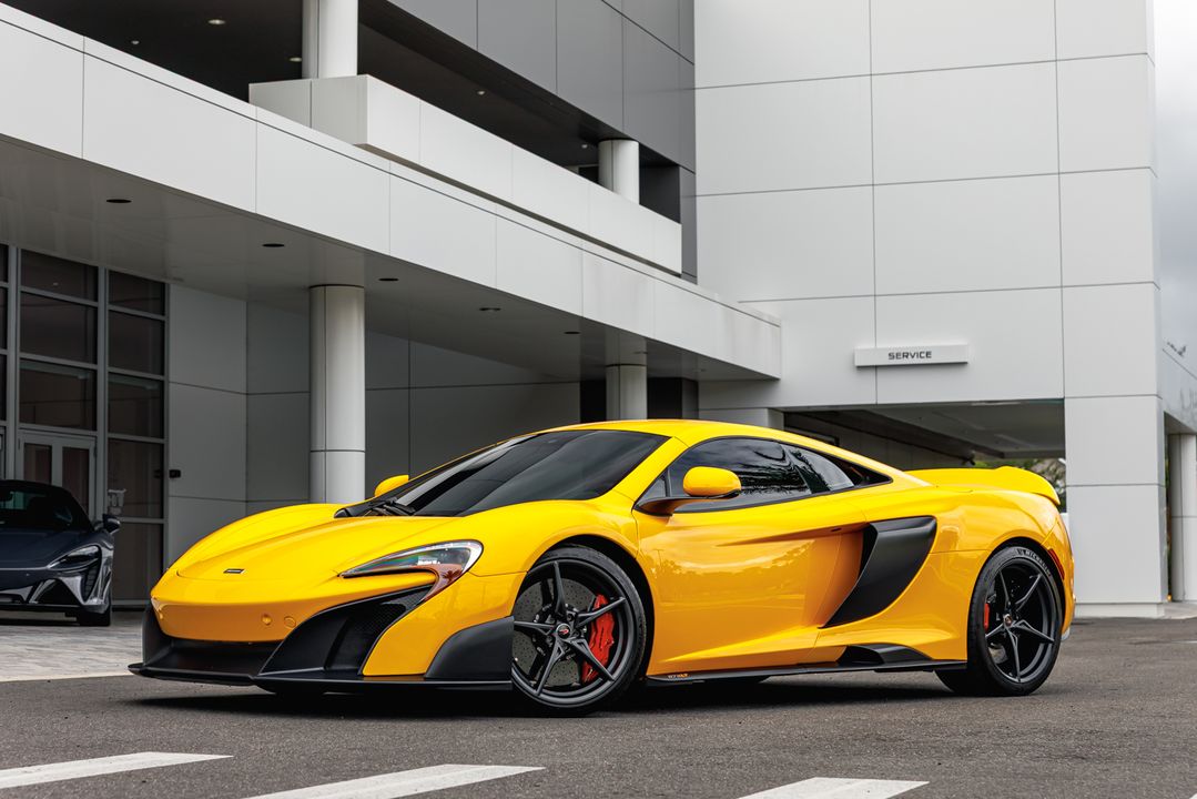 2016 McLaren 675LT
