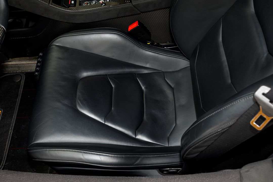 2016 McLaren 675LT