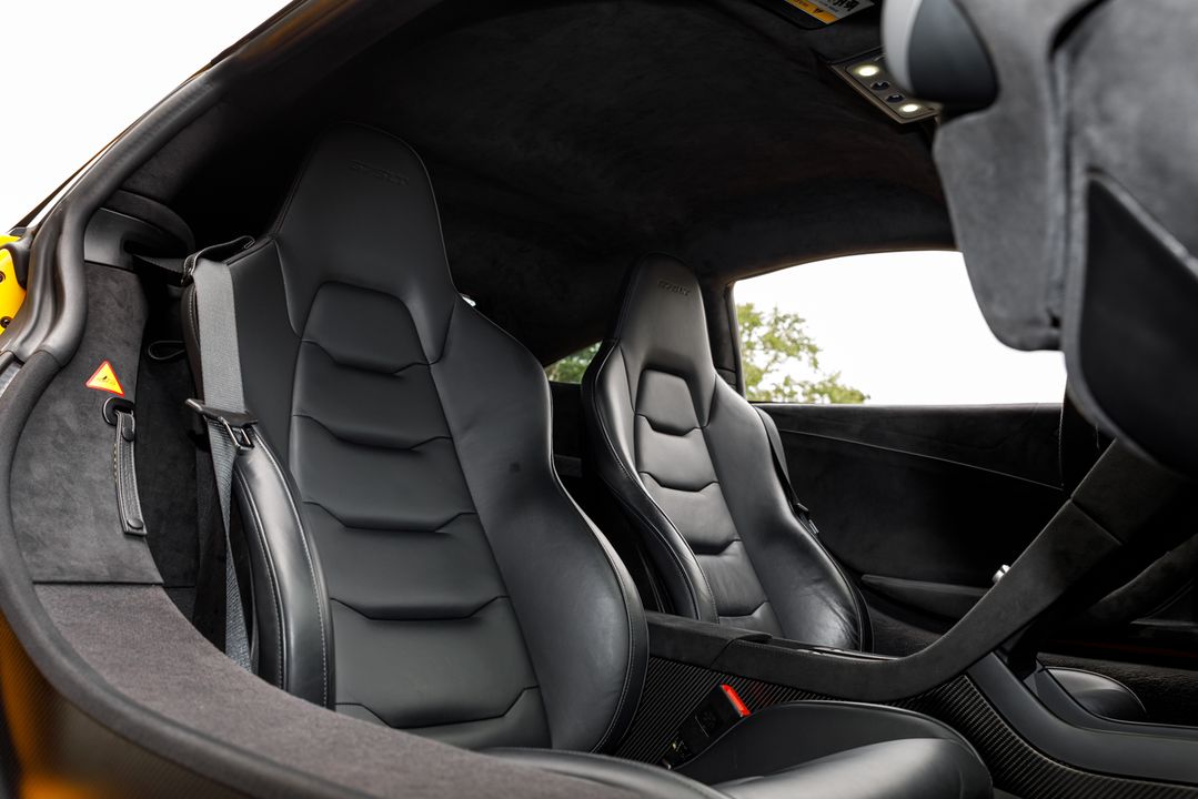 2016 McLaren 675LT