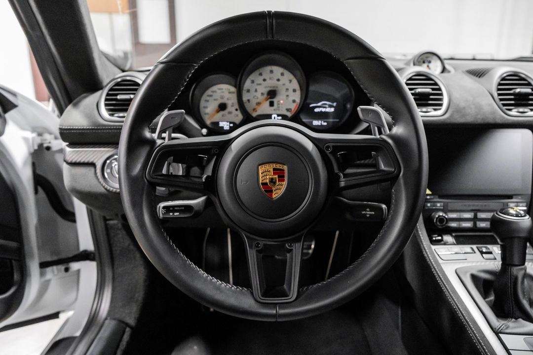 2023 Porsche 718 Cayman