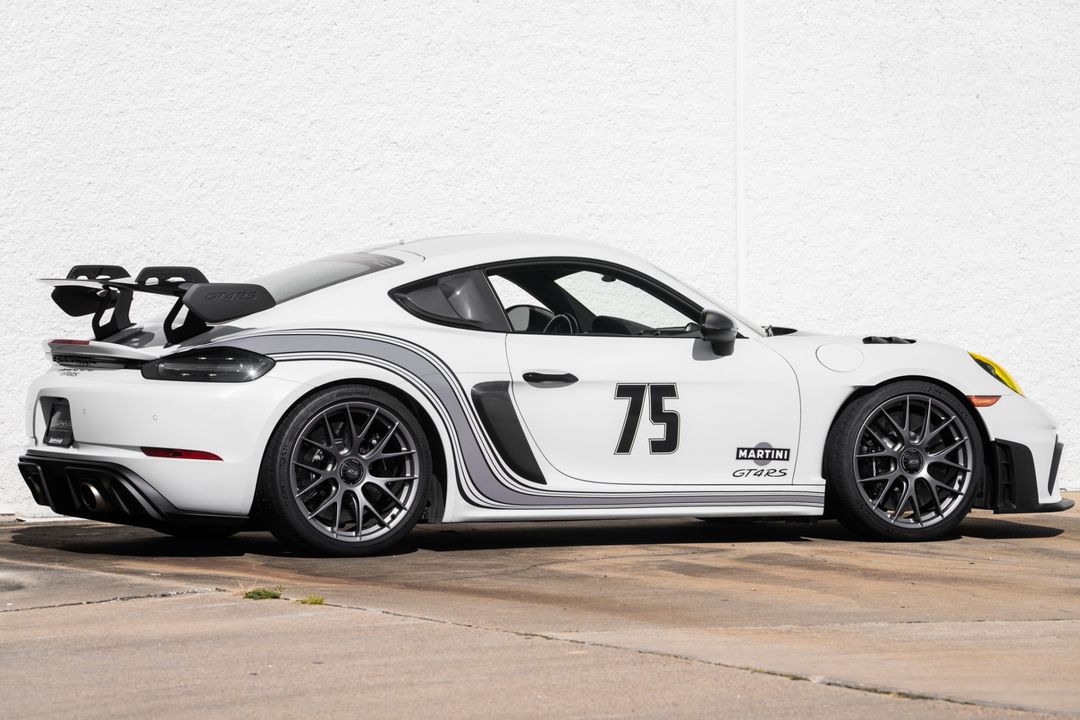 2023 Porsche 718 Cayman