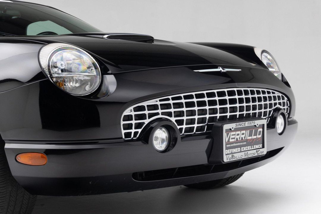 2002 Ford Thunderbird