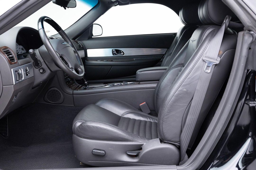 2002 Ford Thunderbird