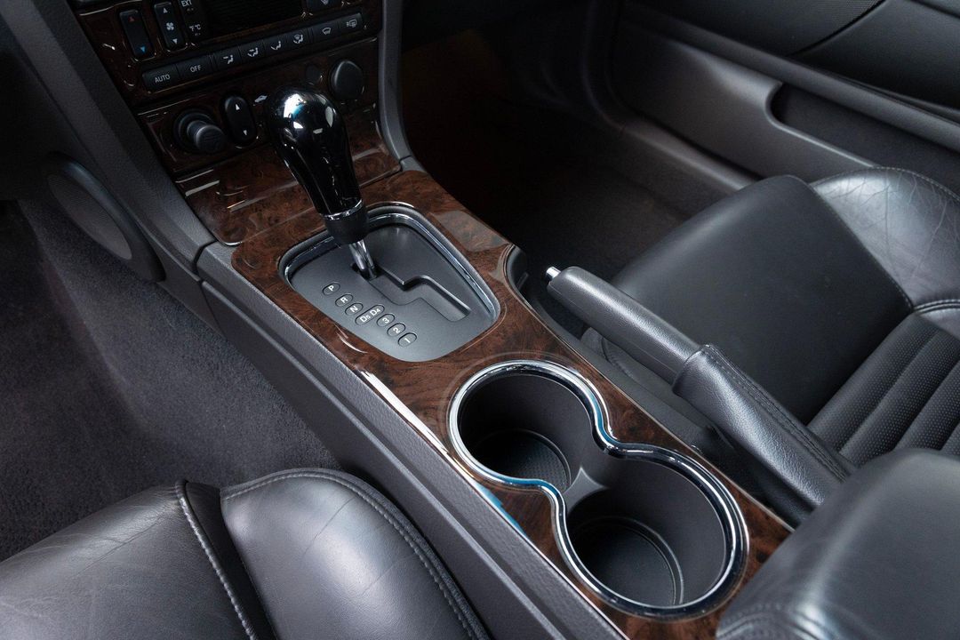 2002 Ford Thunderbird