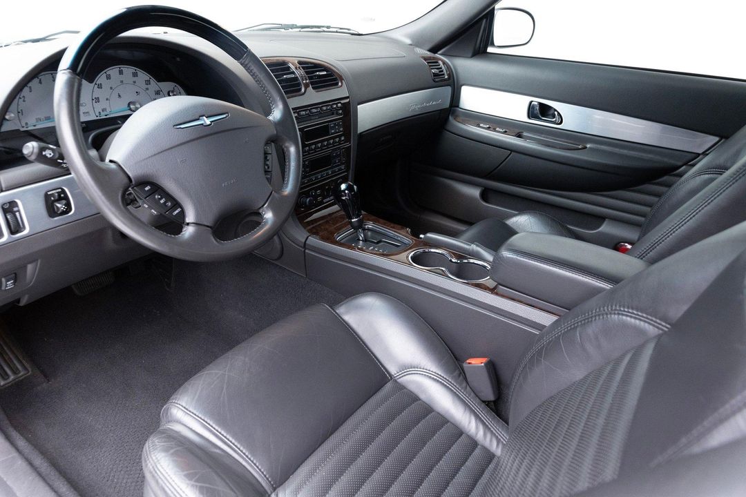 2002 Ford Thunderbird