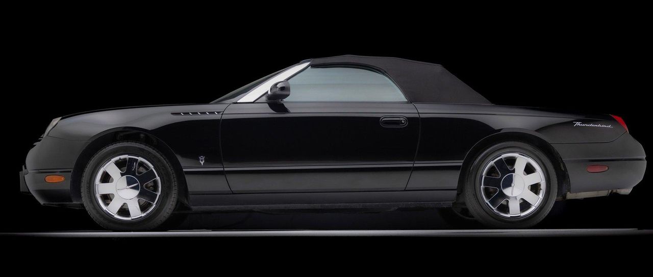 2002 Ford Thunderbird