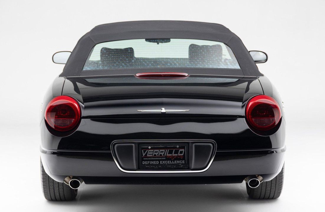 2002 Ford Thunderbird