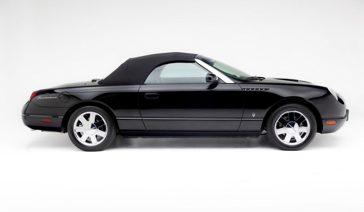 2002 Ford Thunderbird