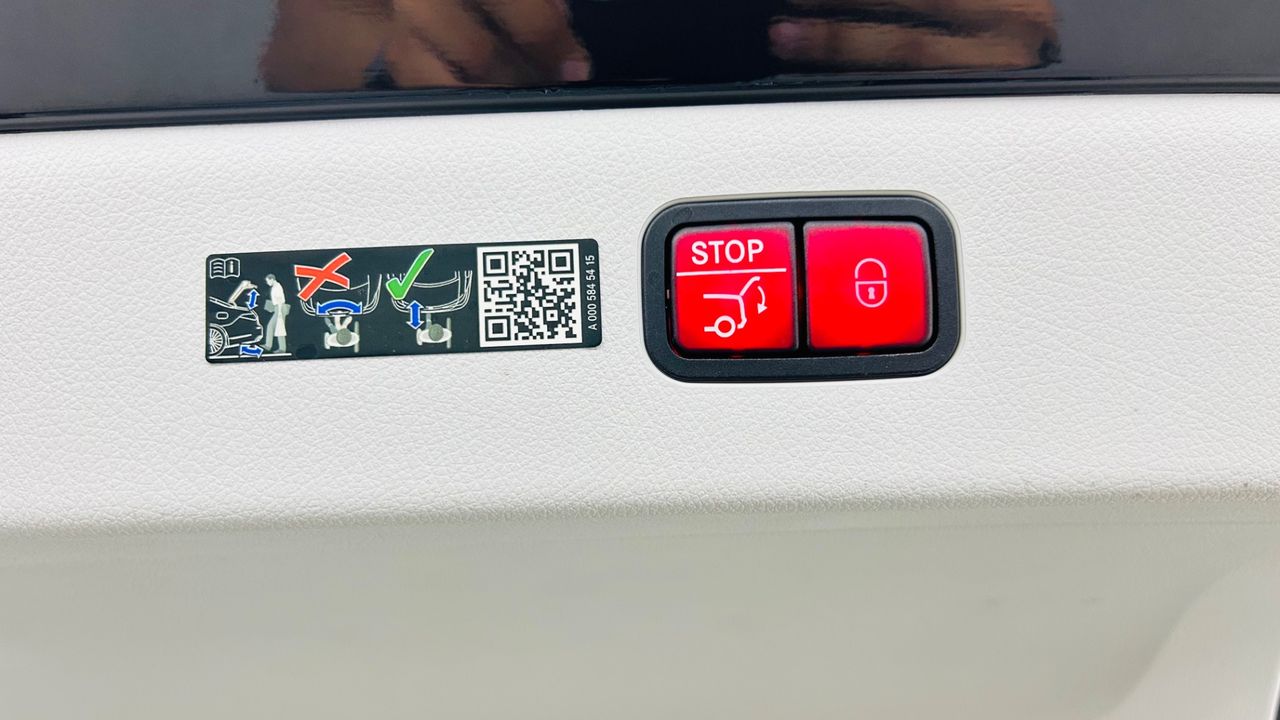 2023 Mercedes-Benz EQS ONE OWNER