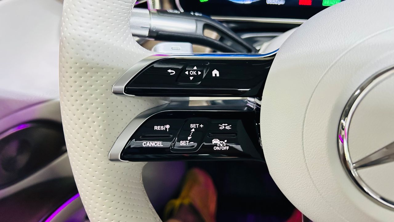 2023 Mercedes-Benz EQS ONE OWNER