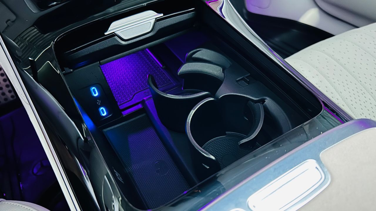 2023 Mercedes-Benz EQS ONE OWNER