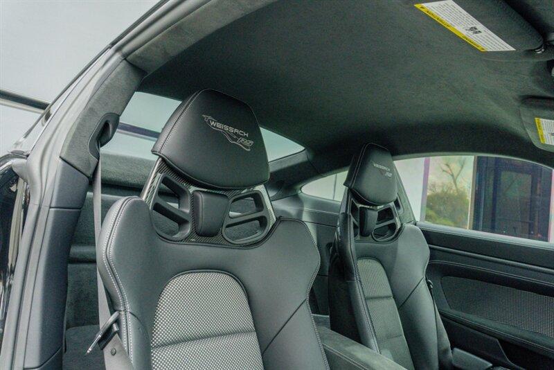 2025 Porsche 911