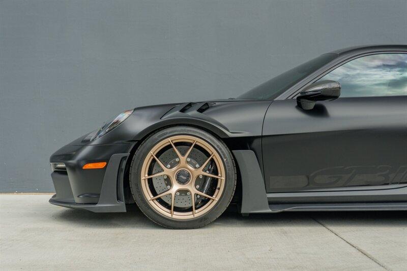 2025 Porsche 911