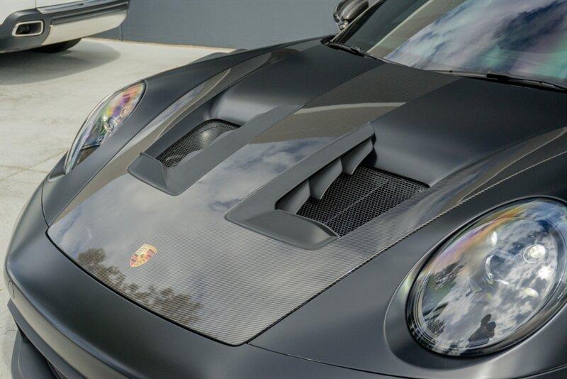 2025 Porsche 911