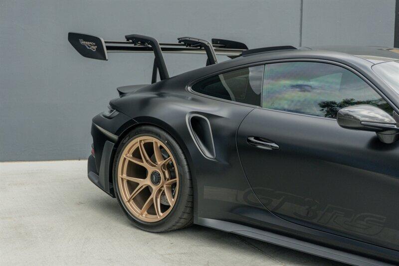 2025 Porsche 911