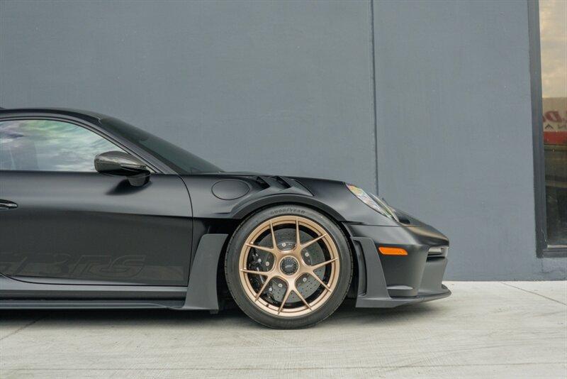 2025 Porsche 911