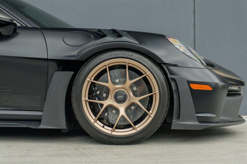 2025 Porsche 911