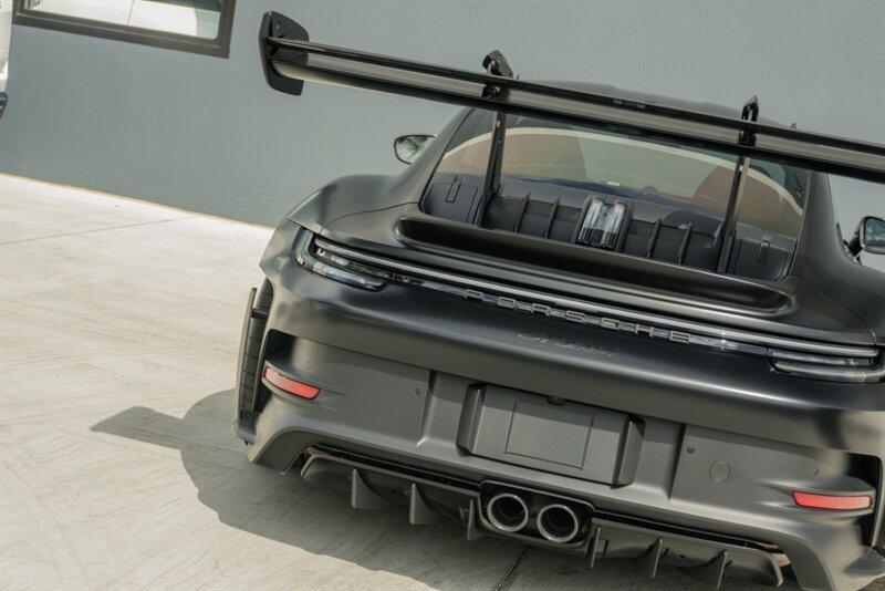 2025 Porsche 911