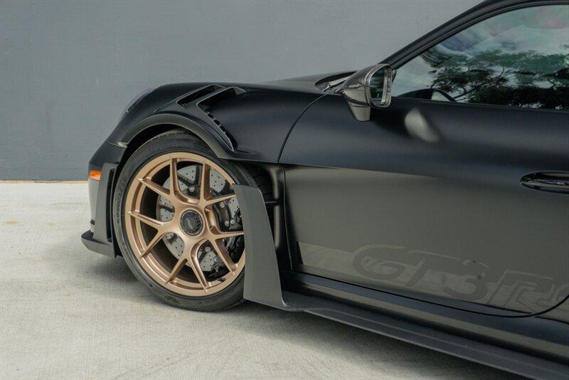 2025 Porsche 911