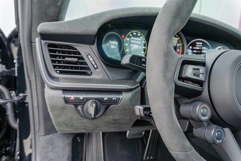 2025 Porsche 911