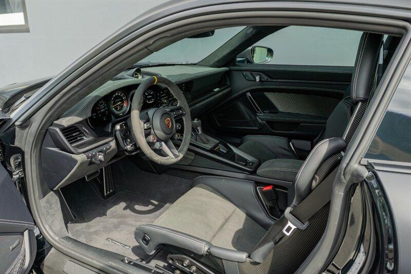 2025 Porsche 911