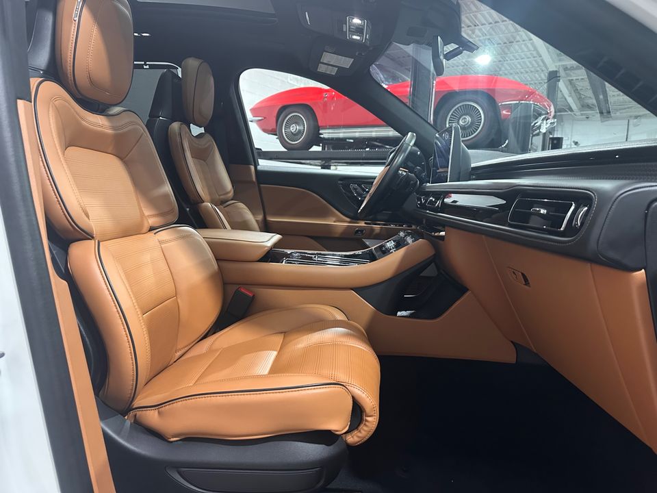 2023 Lincoln Aviator