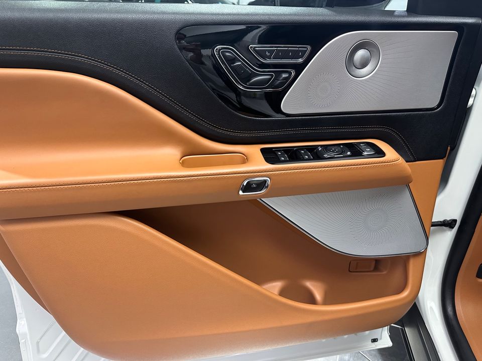 2023 Lincoln Aviator