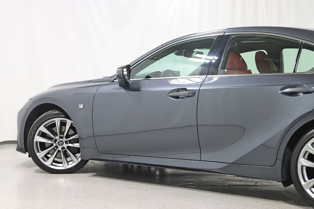 2021 Lexus IS 350