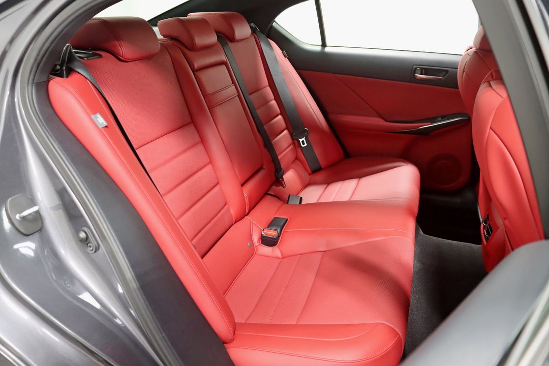 2021 Lexus IS 350
