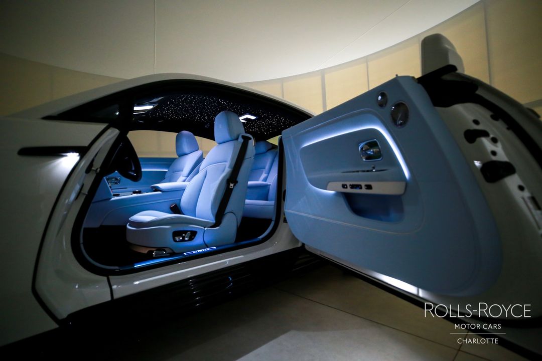 2025 Rolls-Royce Black Badge Spectre