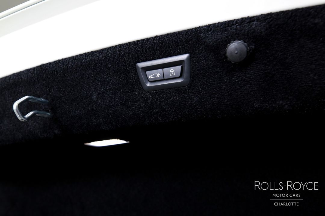 2025 Rolls-Royce Black Badge Spectre