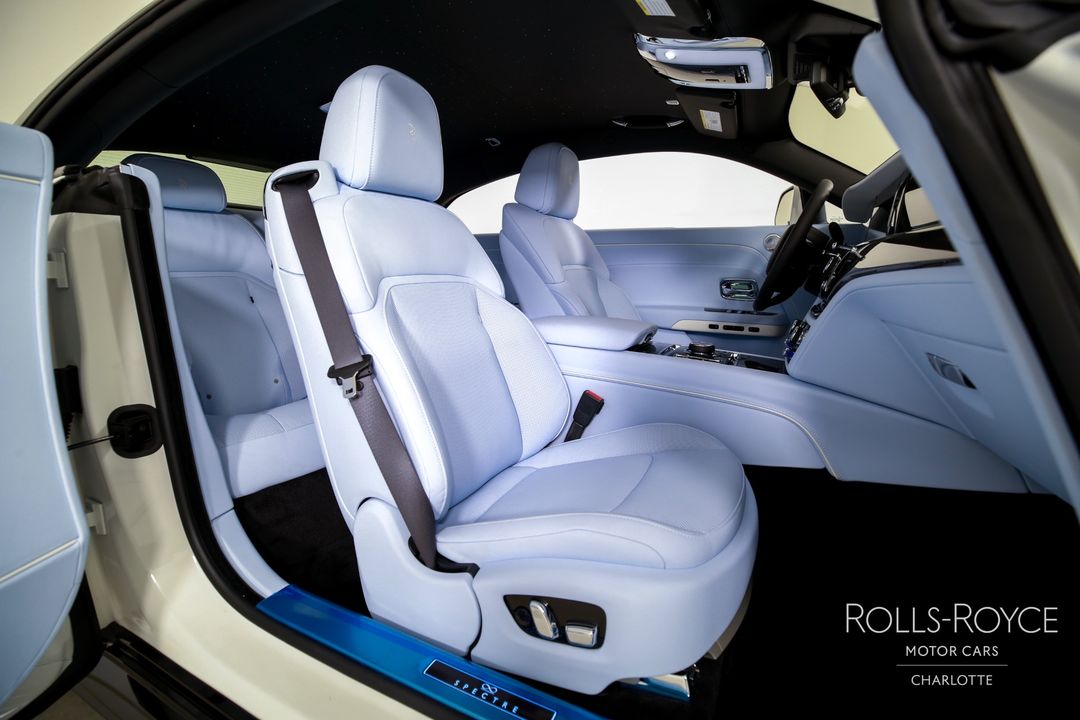 2025 Rolls-Royce Black Badge Spectre