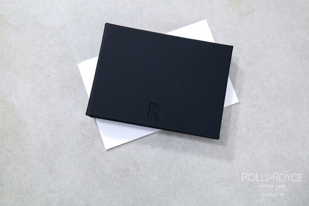 2025 Rolls-Royce Black Badge Spectre