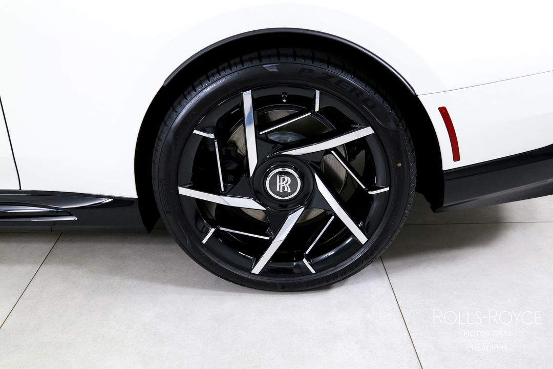 2025 Rolls-Royce Black Badge Spectre