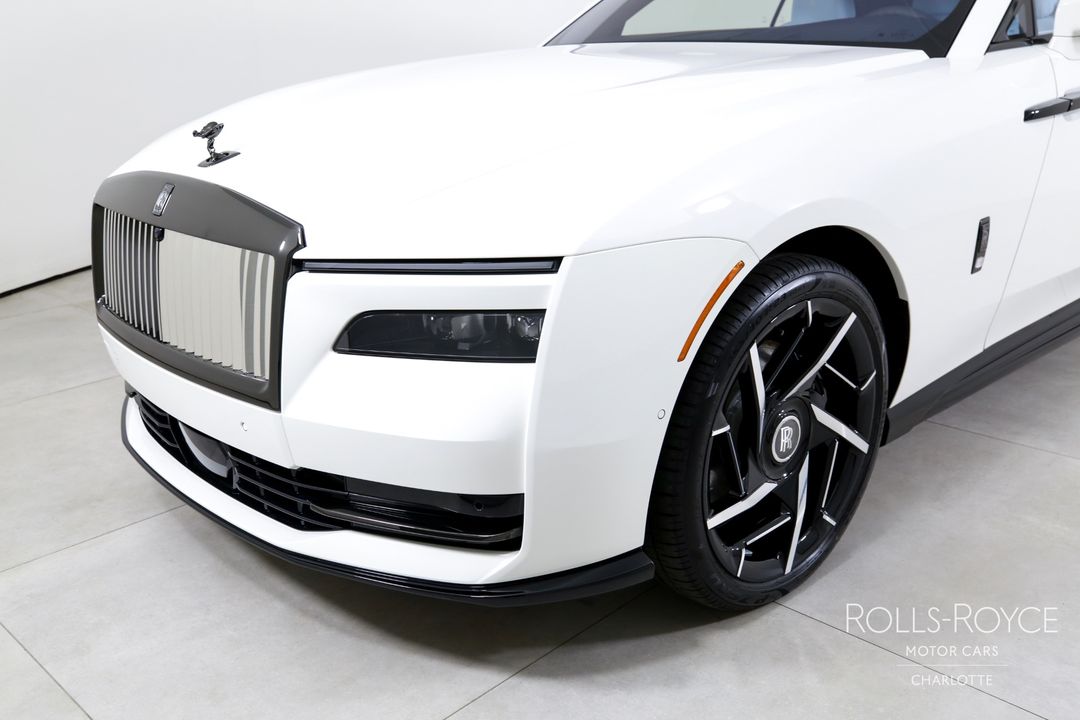 2025 Rolls-Royce Black Badge Spectre