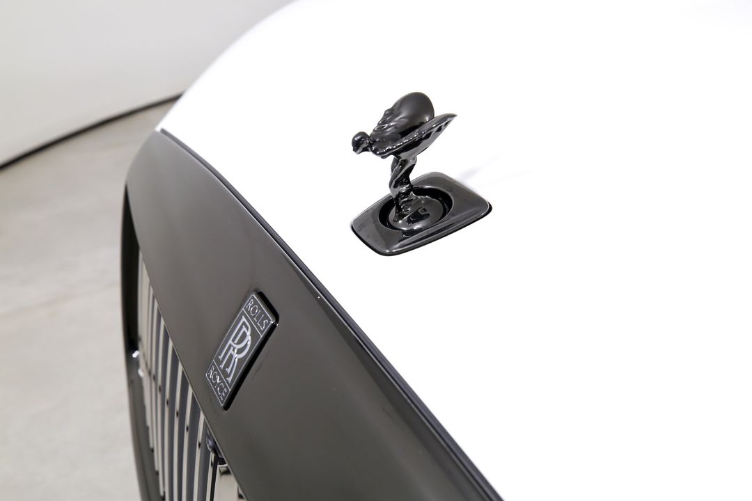 2025 Rolls-Royce Black Badge Spectre