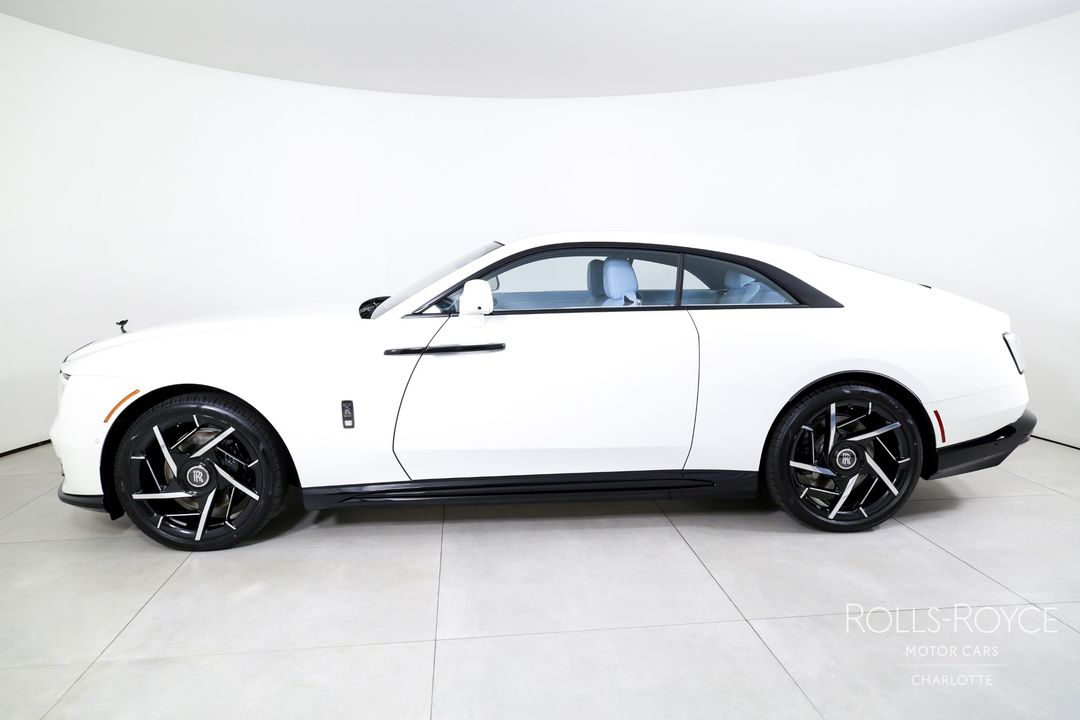 2025 Rolls-Royce Black Badge Spectre