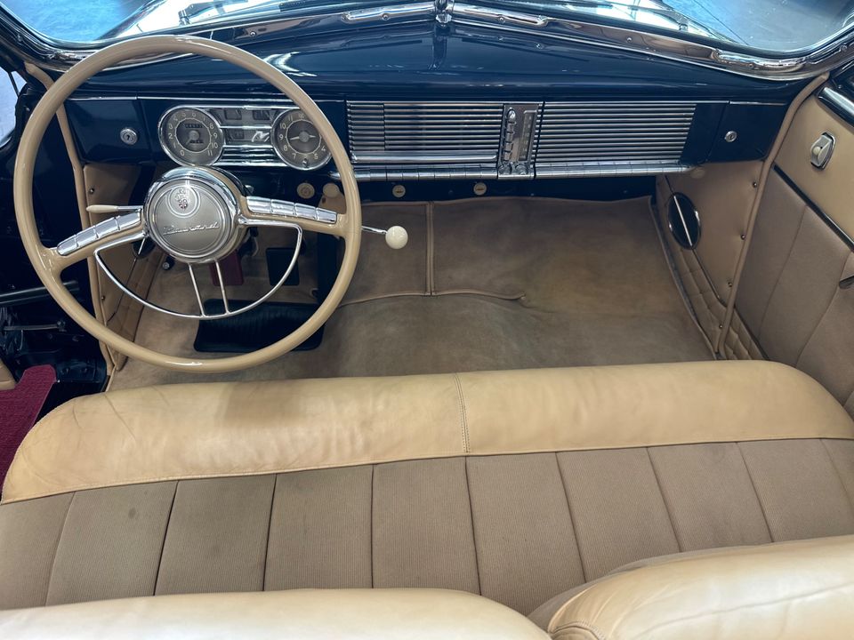 1948 Packard Custom Victoria