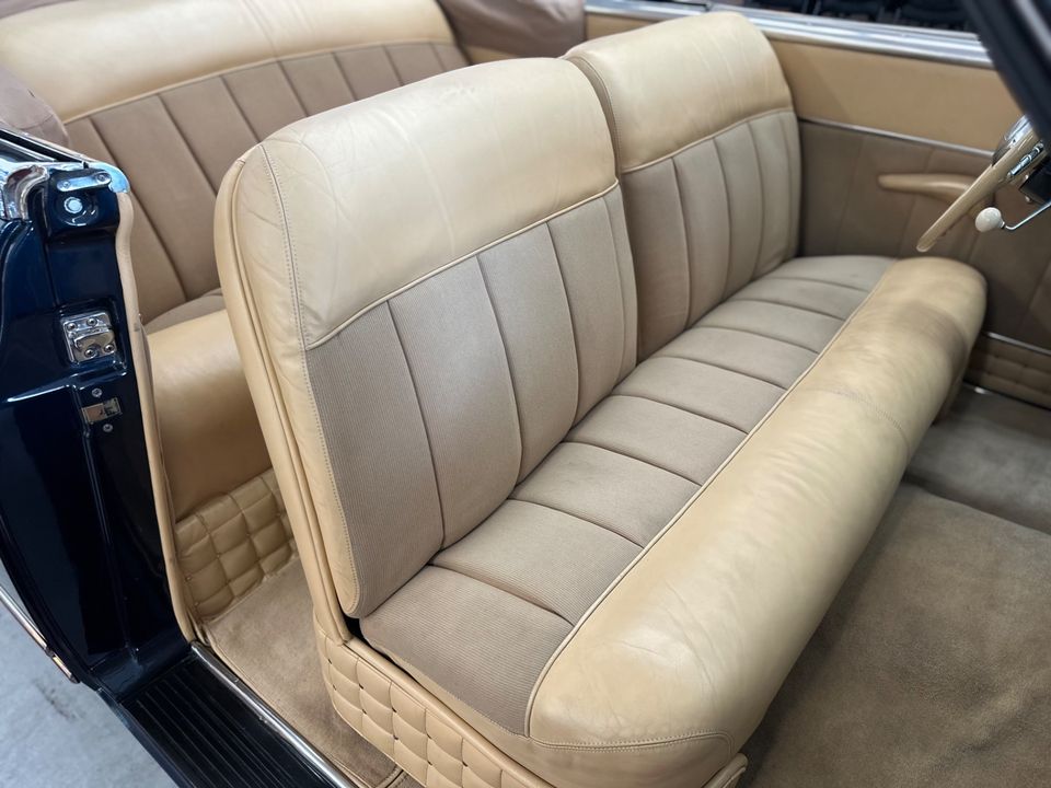 1948 Packard Custom Victoria