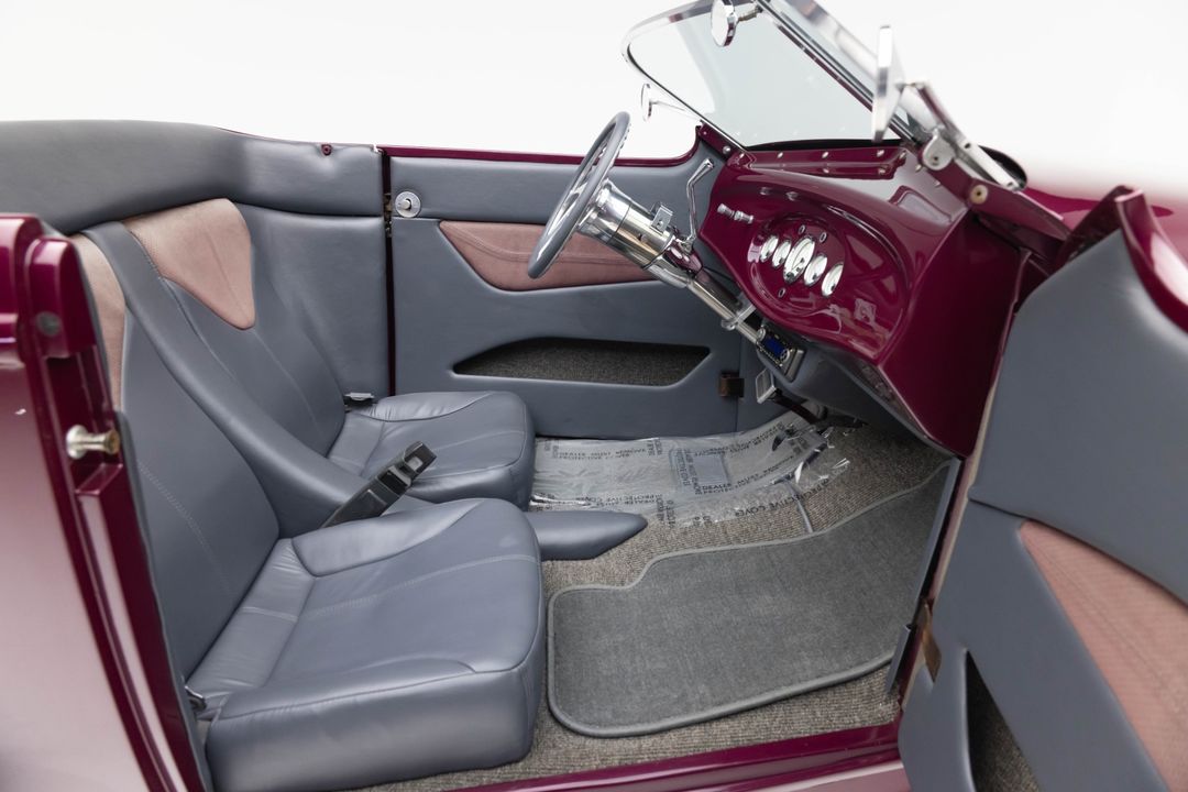 1933 Ford Roadster