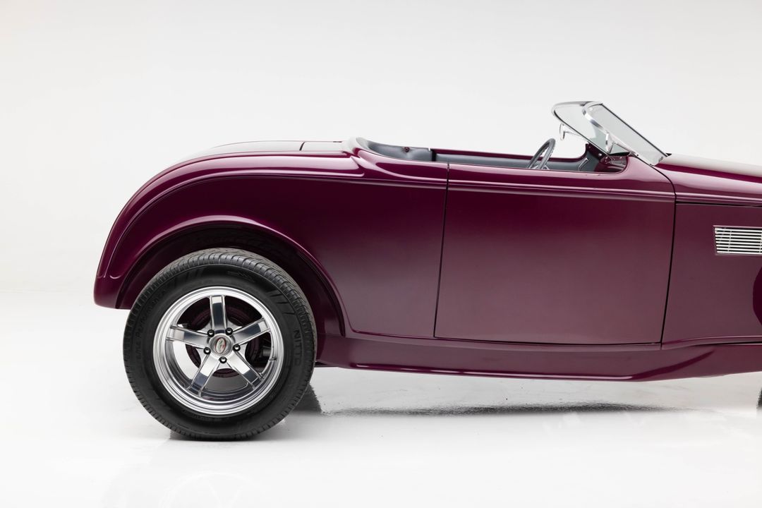1933 Ford Roadster