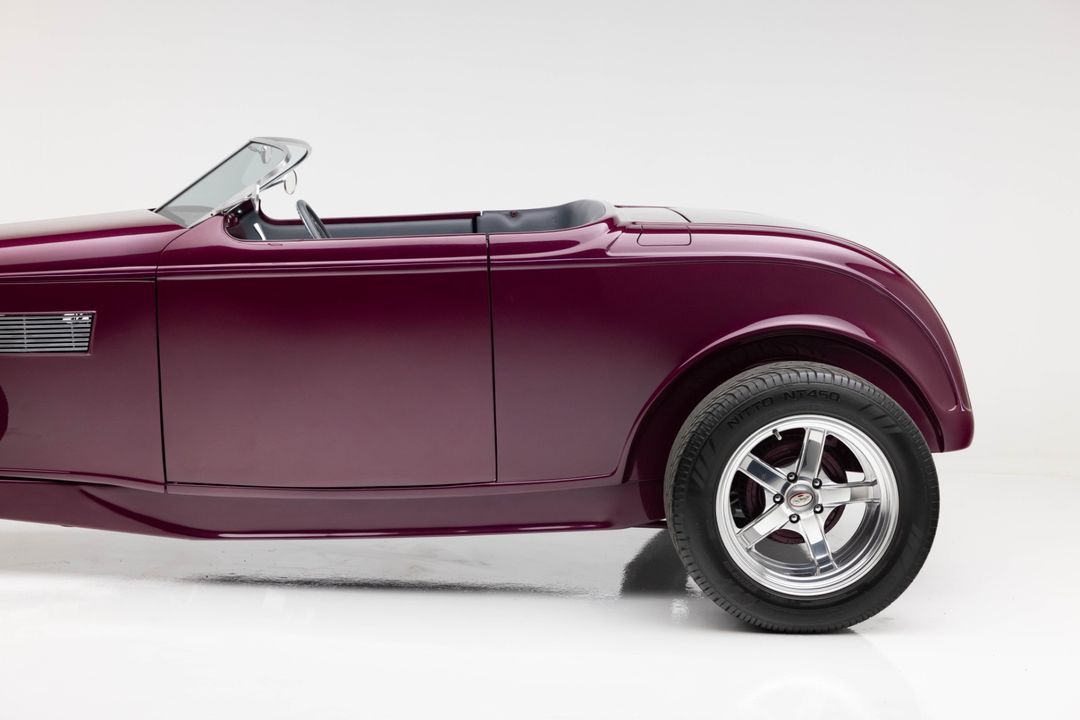 1933 Ford Roadster