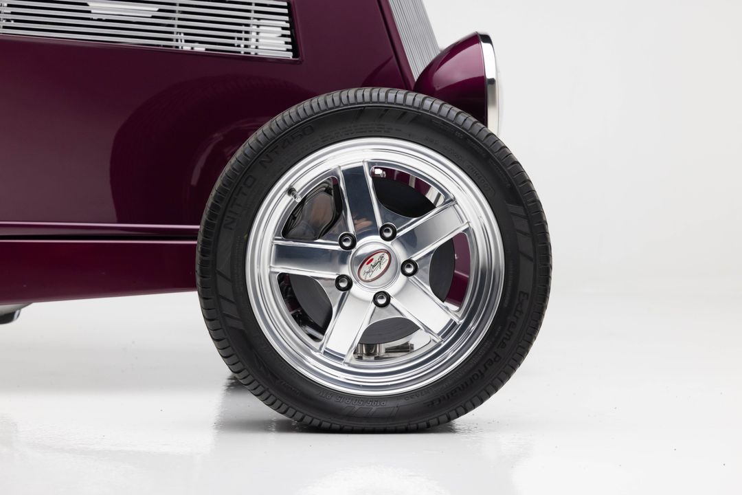1933 Ford Roadster