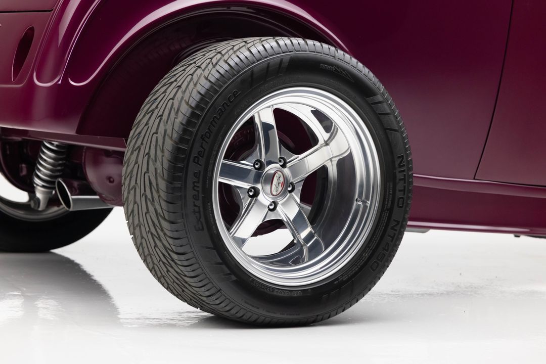 1933 Ford Roadster
