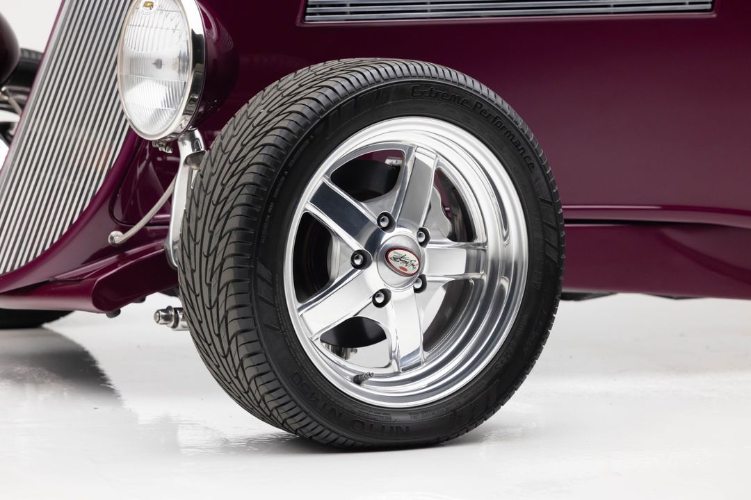 1933 Ford Roadster