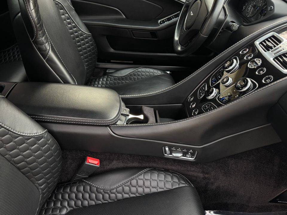 2016 Aston Martin Vanquish