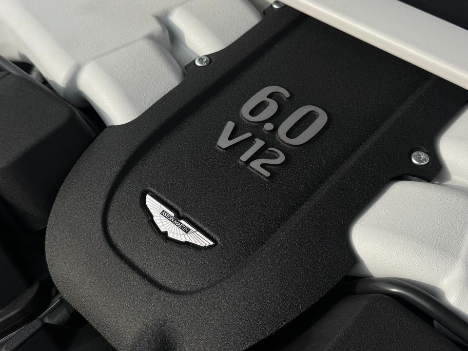 2016 Aston Martin Vanquish