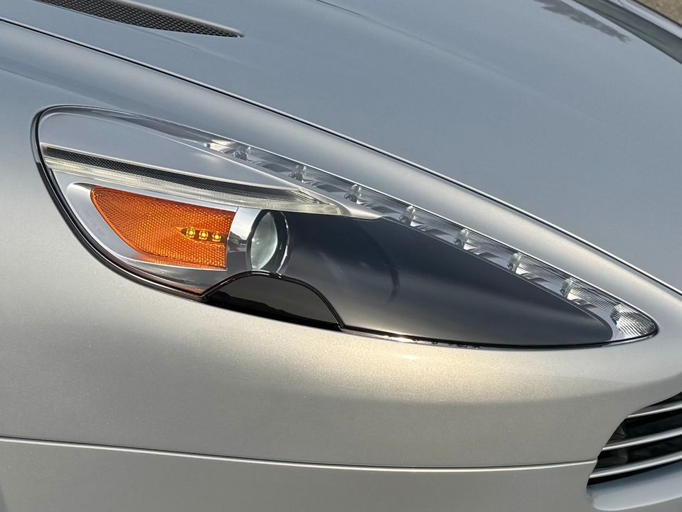 2016 Aston Martin Vanquish